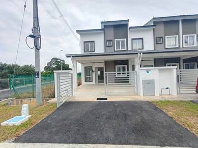 Terraced House For Sale in Sepang,SGR