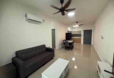 Condominium For Rent in Royal Richmond Gold