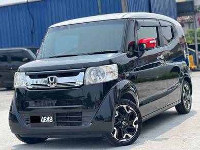 Honda N BOX CUSTOM G in Serdang, KUL
