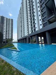 Service Residence For Sale in Midlands City