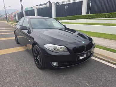 BMW 520i 20i LIMOUSINE in Semenyih, SGR