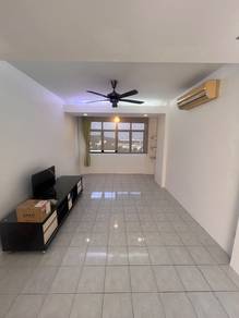 Condominium For Sale in Vistaria Condominium