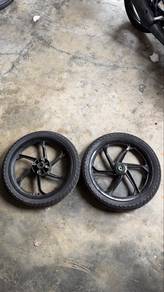 Set rim Yamaha + tayar Timsun 80/90-17