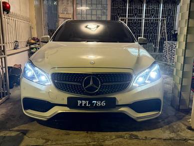 Mercedes Benz E200 200 CGI BlueEFCY ELEGANCE(CBU) in Batu Ferringhi, PNG