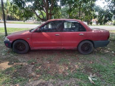 Proton Wira XLi in Sungai Pelek, SGR