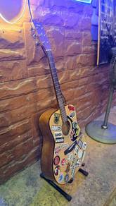 Guitar Yamaha F310