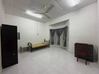 Room in Bangi, SGR