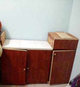 Kabinet Dapur Gas Bermozek
