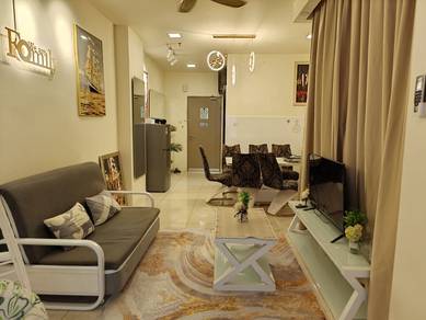 Condominium For Rent in Manhattan Suites @ ITCC