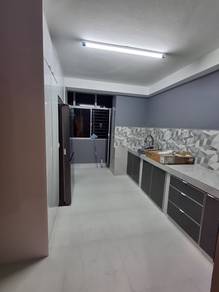 Kitchen cabinet glossy display cabinet