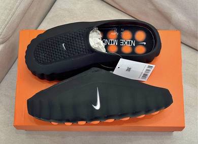 Nike mind 001 black color