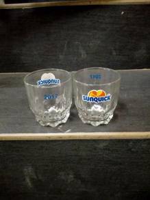 2017 Sunquick glass