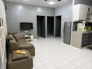 Apartment For Sale in Sri Aman Block C (Sri Aman Block 1 & 3)