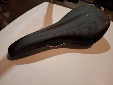 Giant Romero SL bicycle saddle
