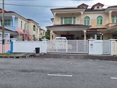 Semi-Detached House For Sale in Balik Pulau,PNG