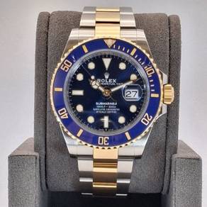 Like New Sep 2025 Rolex Submariner Date 126613LB