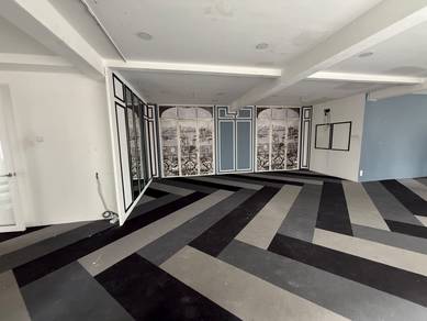 Shop lot For Rent in Taman Tun Dr Ismail,KUL