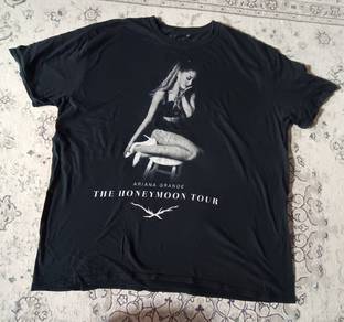 Ariana Grande Tshirt