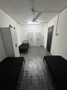 Flat For Rent in Jalan Tenggiri