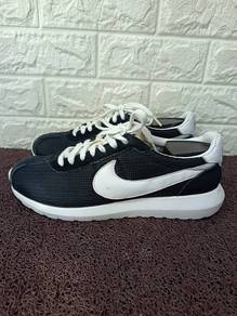 uk8 Nike Roshe LD-1000 QS
