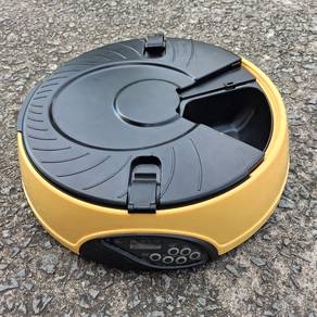 6 Meal Auto Pet Feeder With Timer & LCD Screen