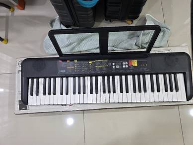 Yamaha Portable Piano PSR-FS5