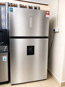 Peti sejuk Hisense 2 pintu( like new)