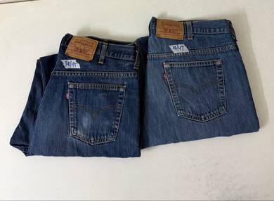 Levi’s Jeans sz 38 Combo::