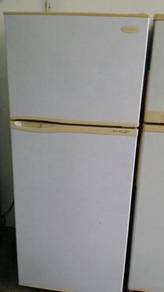 Fridge Refrigerator 2 Pintu Ais Sejuk Freezer Door