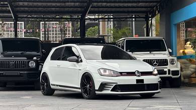 Volkswagen Golf R in Bangsar, KUL