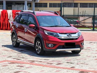 Honda BR-V V in Pandan Indah, KUL