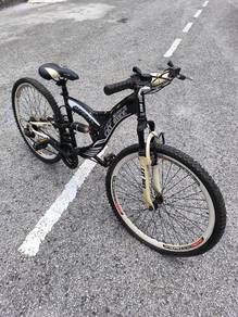 CAT BIKE mountain bike