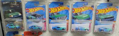 Hotwheels falken set