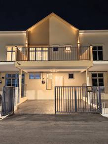 Townhouse For Rent in Durian Tunggal,MLK