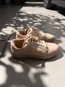 Tomaz Heritage Minimalist Low-Top Leather Sneakers