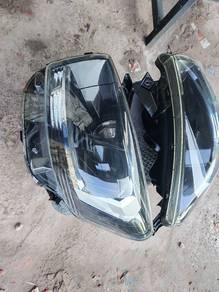 Parodua Axia headlemp Original RH+LH