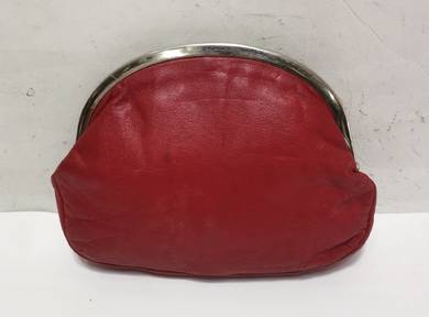 Vintage Red Leather Clutch / Shoulder Purse 1970 /