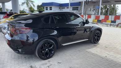 BMW X6 xDrive35i (CBU) in Simpang Ampat, PNG