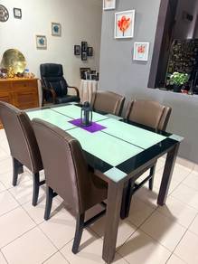 Dining table +4 chairs set