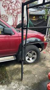 Nissan Frontier SPIRIT AIRBAG in Raub, PHG