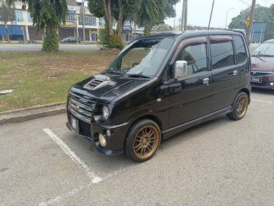 Perodua Kenari EZ in Yong Peng, JHR