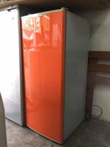 Oren Acson Upright Freezer Standing Peti Ais Beku