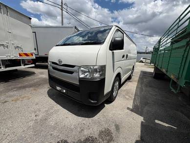 Toyota Hiace Panel Van 2017/2017