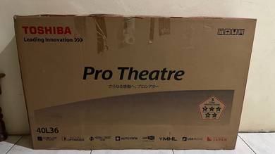 TOSHIBA TV Pro Theatre 40L36