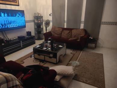 Sofa 3+2 dan meja kopi