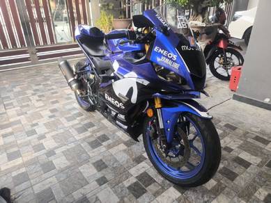Yamaha R25