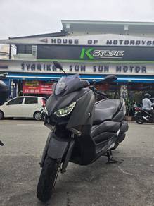 Yamaha XMAX
