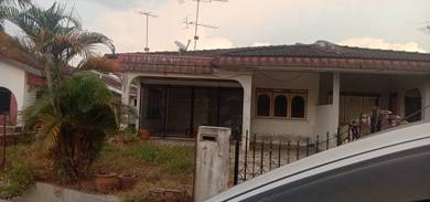 Semi-Detached House For Sale in Kuala Kangsar,PRK