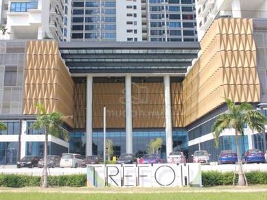 Service Residence For Sale in Trefoil