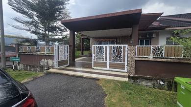 Semi-Detached House For Sale in Bentong,PHG